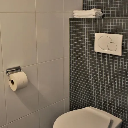 Frühstückspension Bzonderb 3*