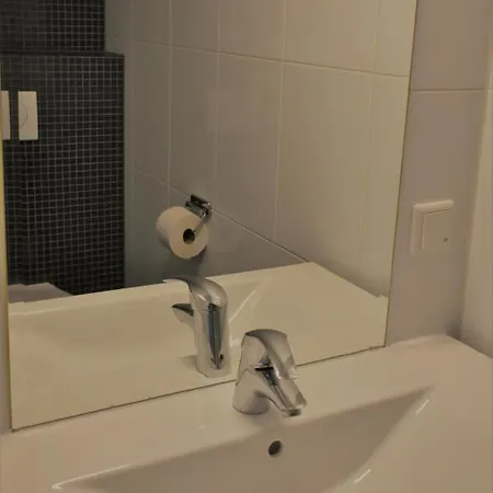 Bzonderb Frühstückspension 3*